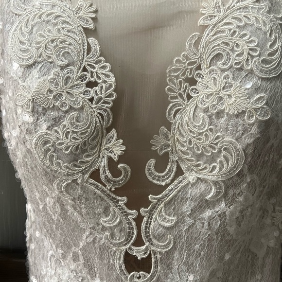 BERTA Bride Wedding Gown - Picture 7 of 17
